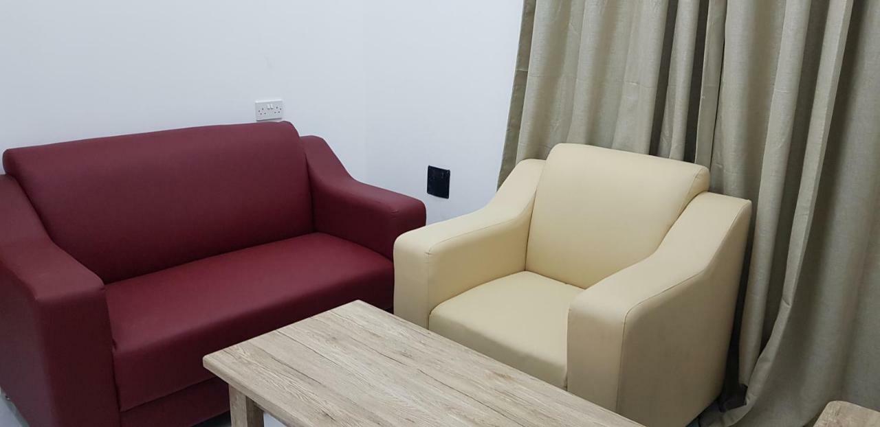 Duqm Suites Eksteriør bilde